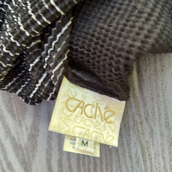 Vintage Cache Top - like new - Picture 3 of 3